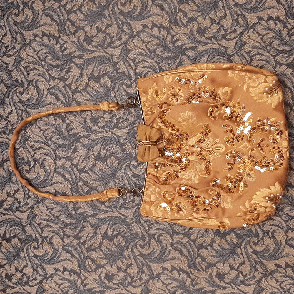 Christina vintage beaded gold bag